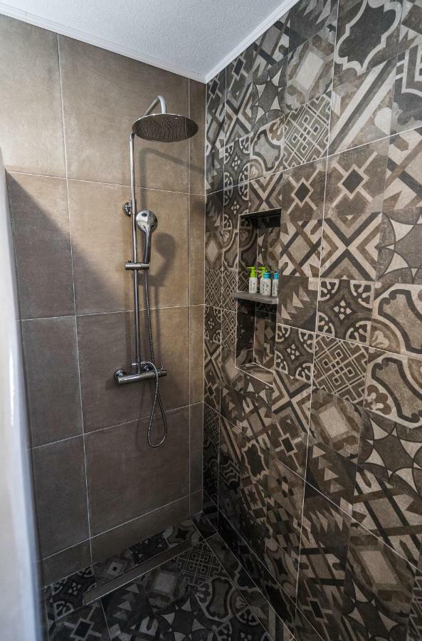 Komis Mansion Exambela Экстерьер фото